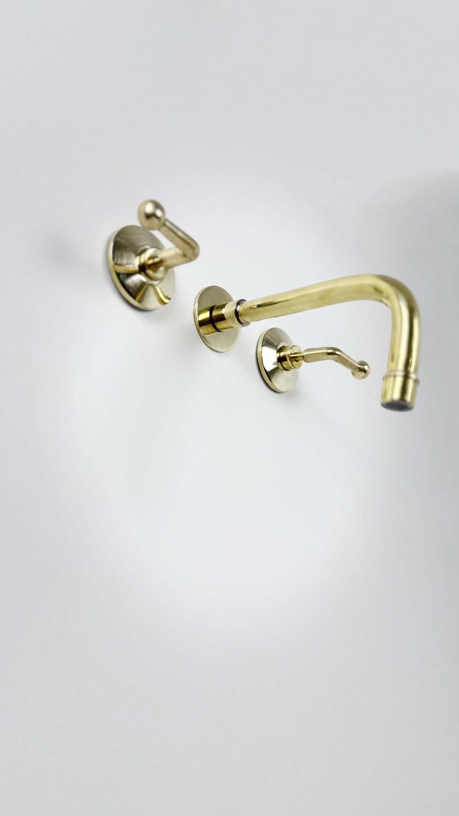 Wall Mount Bathroom Faucet - Brass Bathtub Faucet