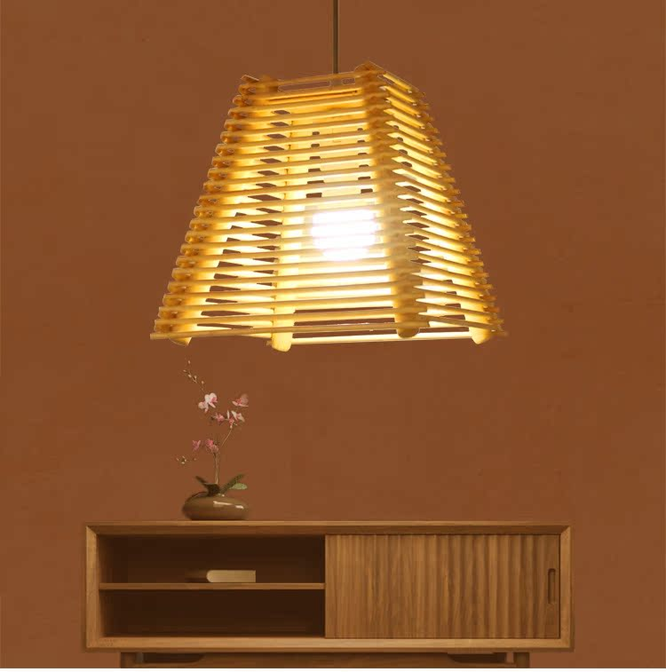 Arana Small Bamboo Pendant Light