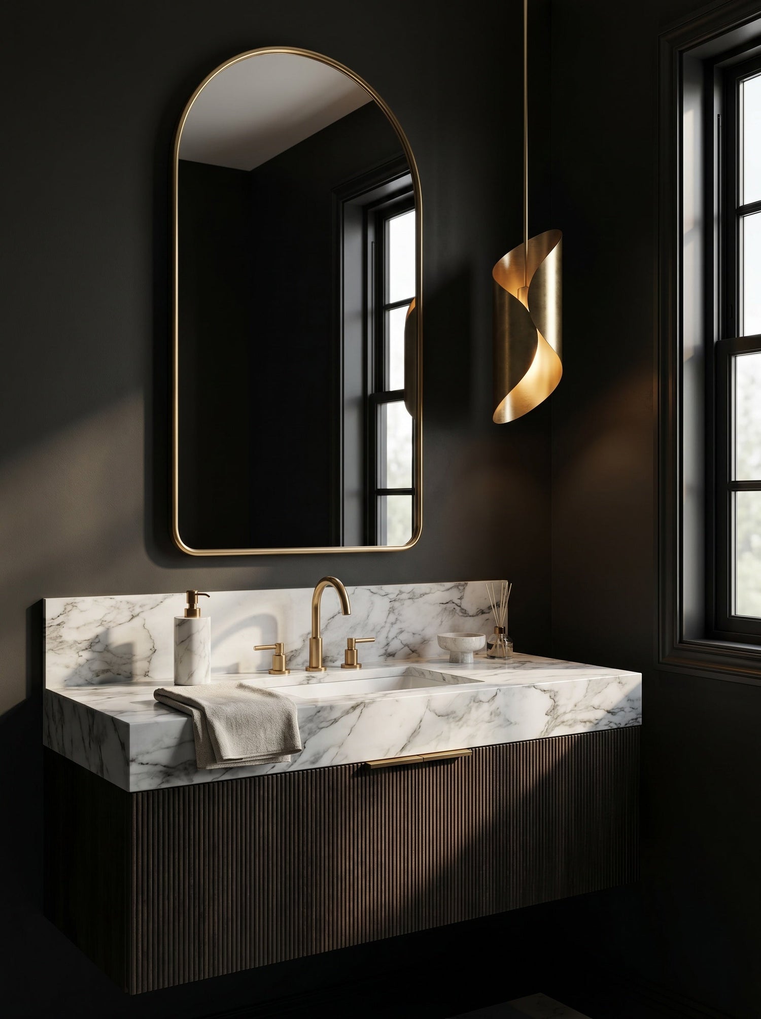 Varaudu Arched Brass Mirror Bathroom Mirror - Antique Brass Bathroom Mirror, Vanity Wall Decor