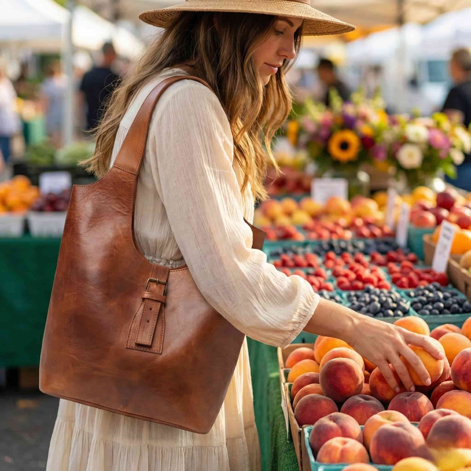 Minimalist Leather Tote Bag – Handmade Elegant Shoulder Bag