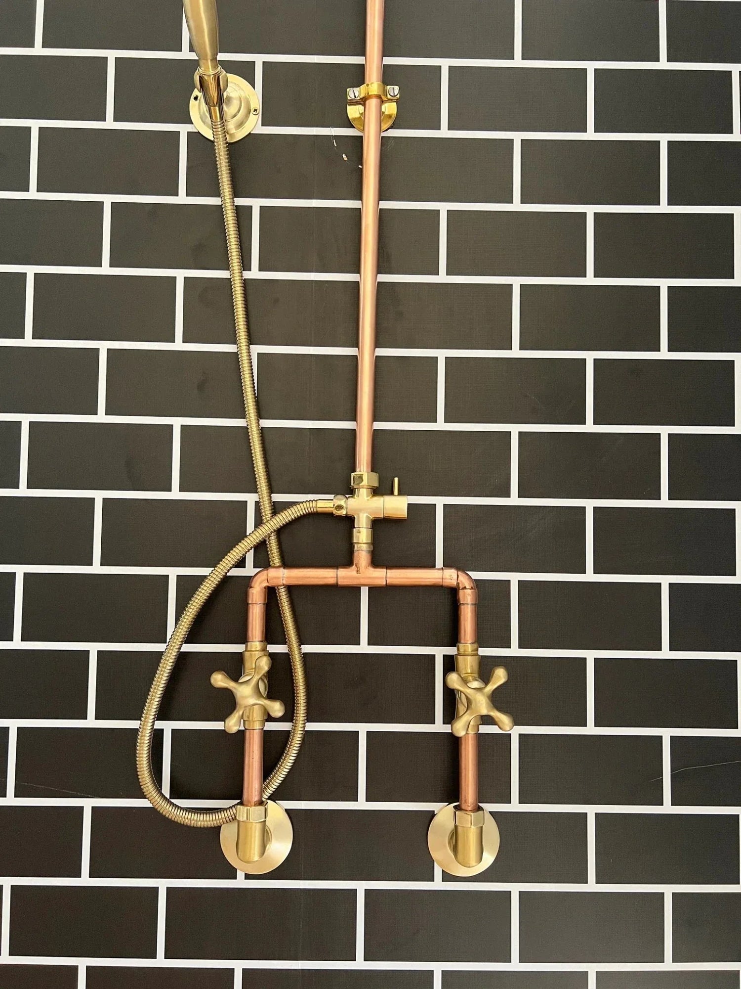Luxury Copper Outdoor Shower System Wall Mounted Exposed Design
