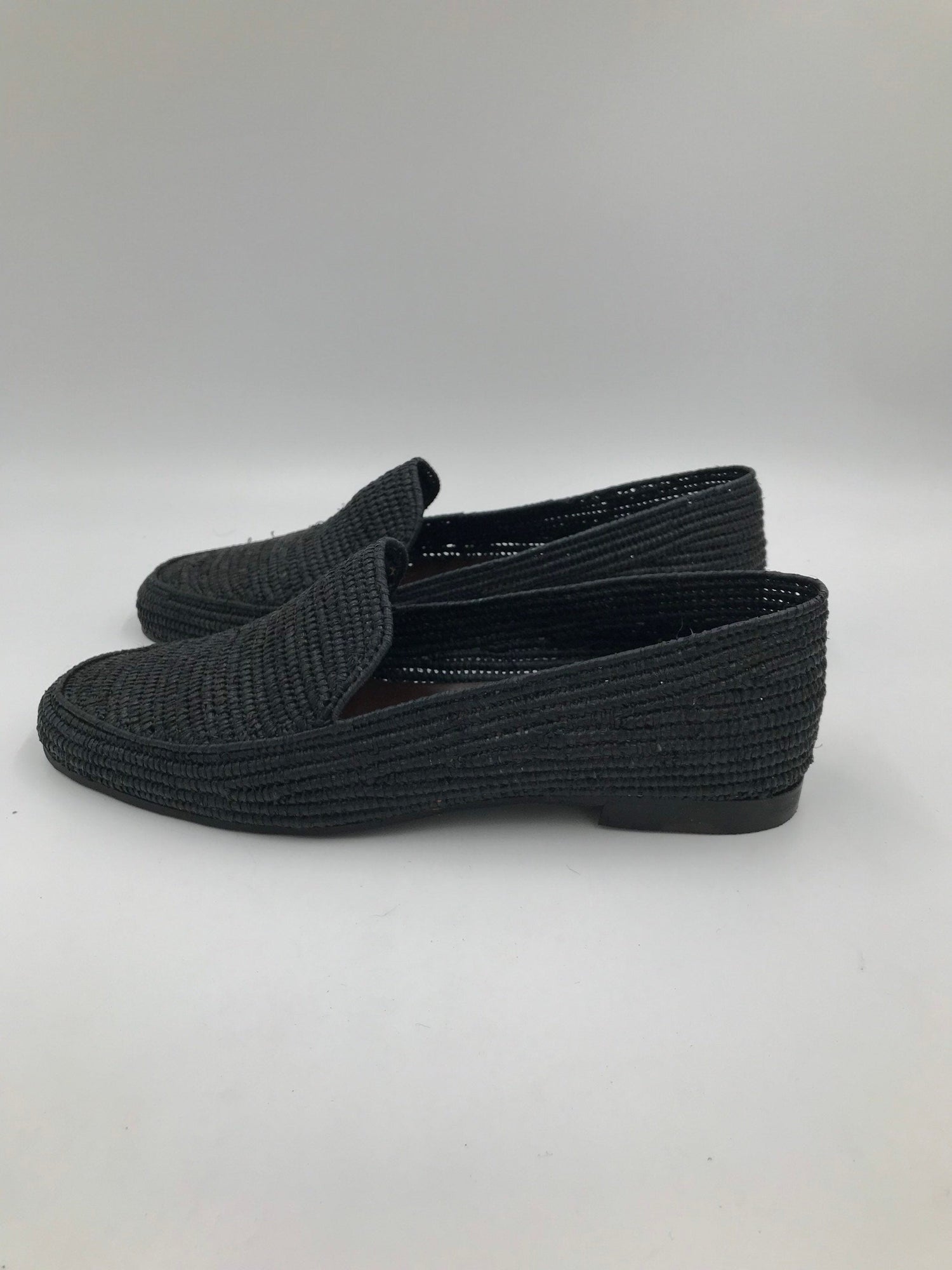 Handwoven Raffia Loafers – Lightweight Slip-On Shoes