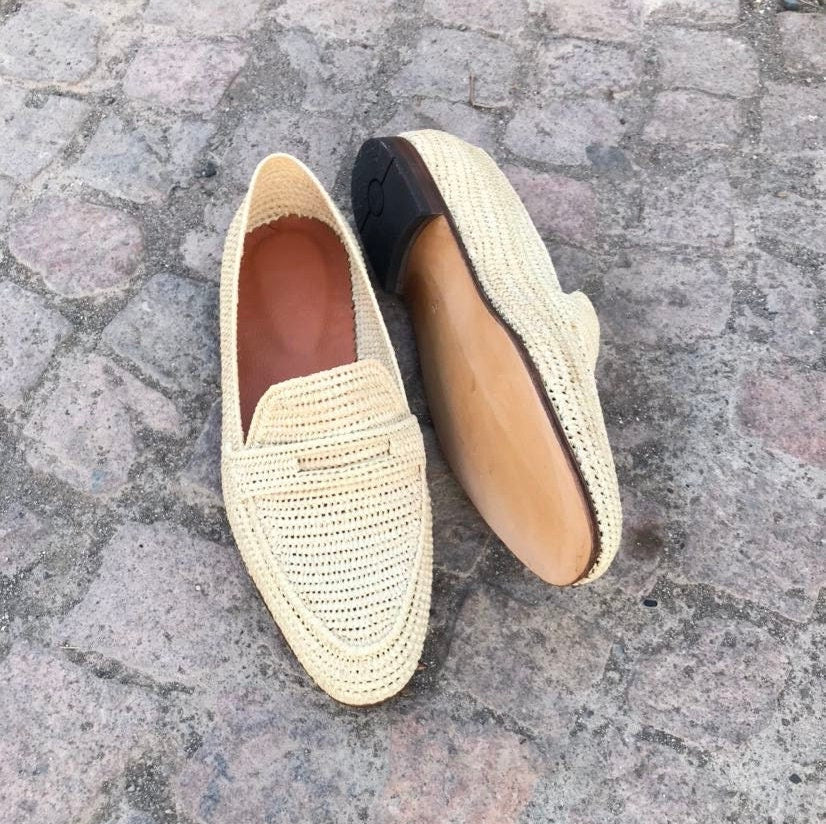 Minimal Beige Raffia Loafers – Handwoven Natural Slip-On