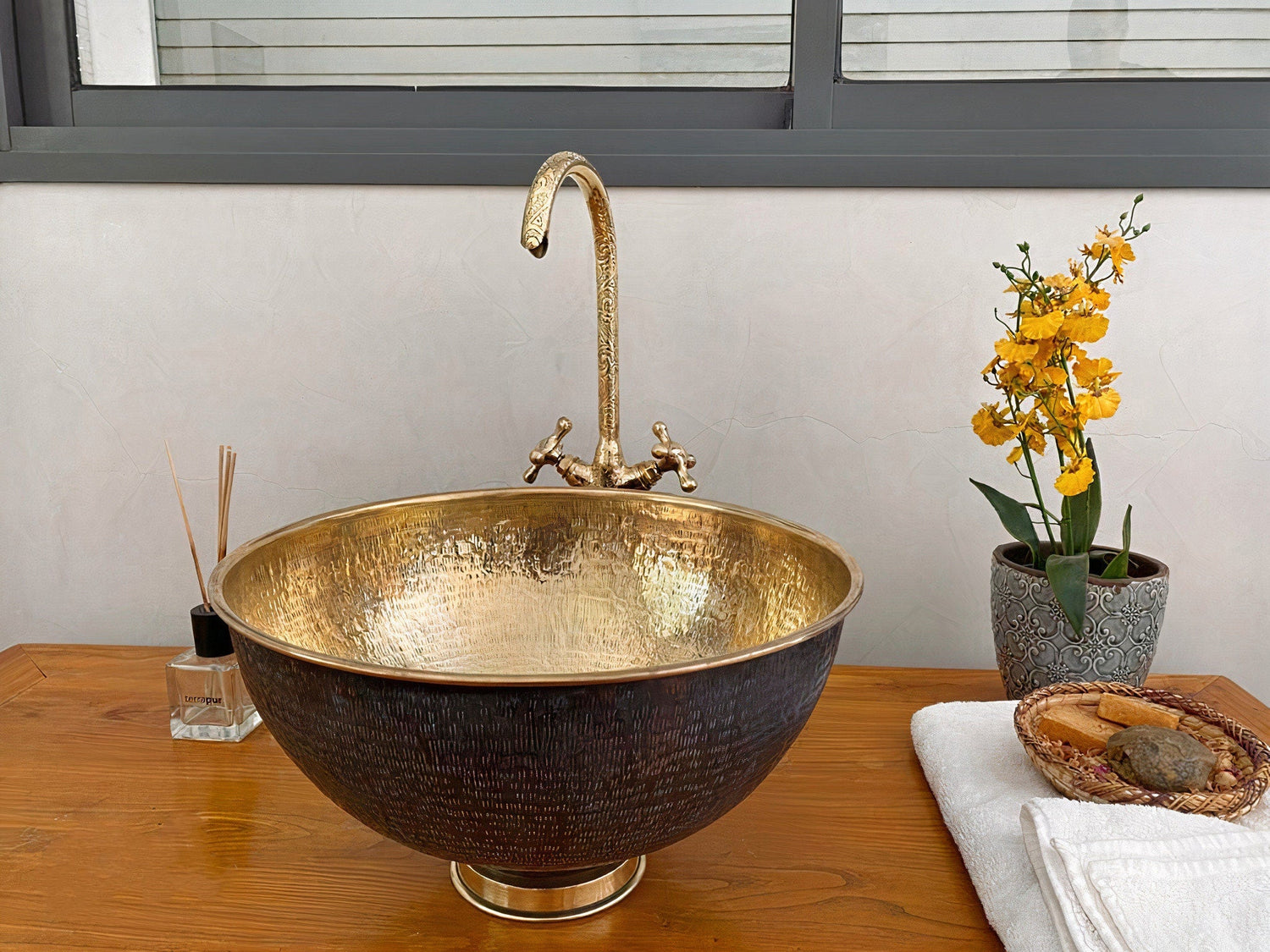 Hammered brass Vessel Sink Bathroom Unique style ,Vessel Sink Vanity