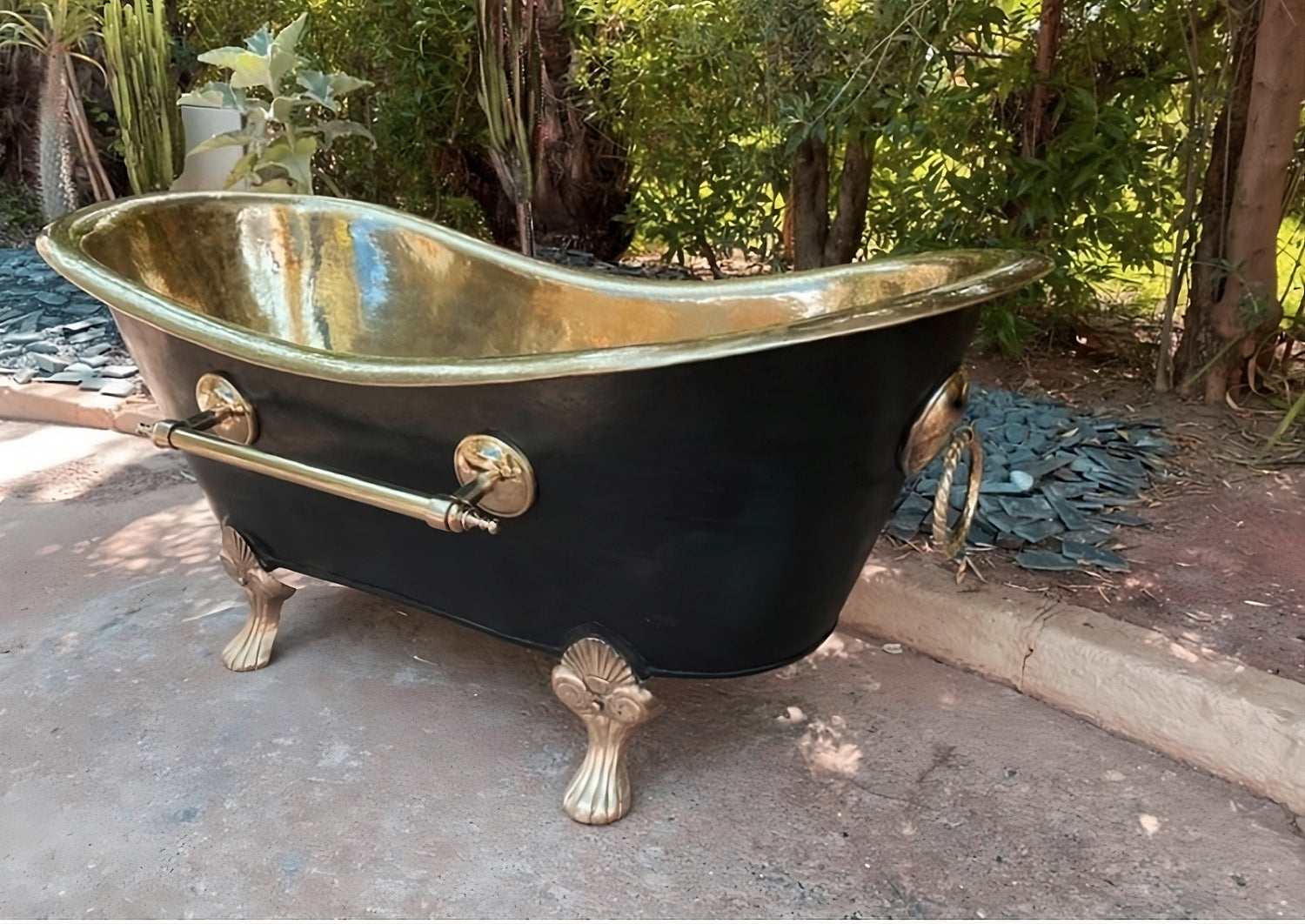 Brass Bathtub Black Exterior, Brass Bathtub Clawfoot