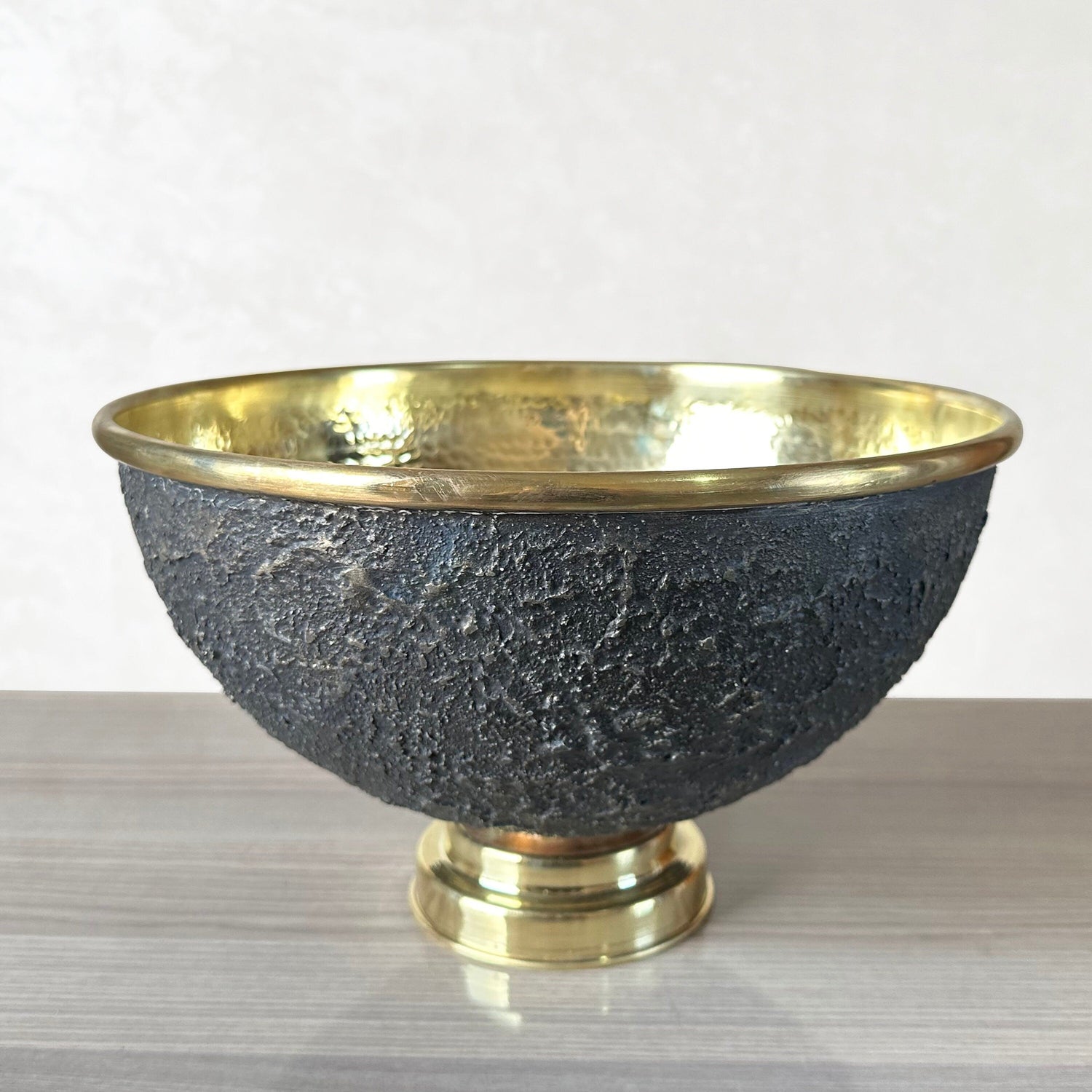 Solid Brass Vessel Sink Bathroom -Black Wash Basin with Polished Brass Interior
