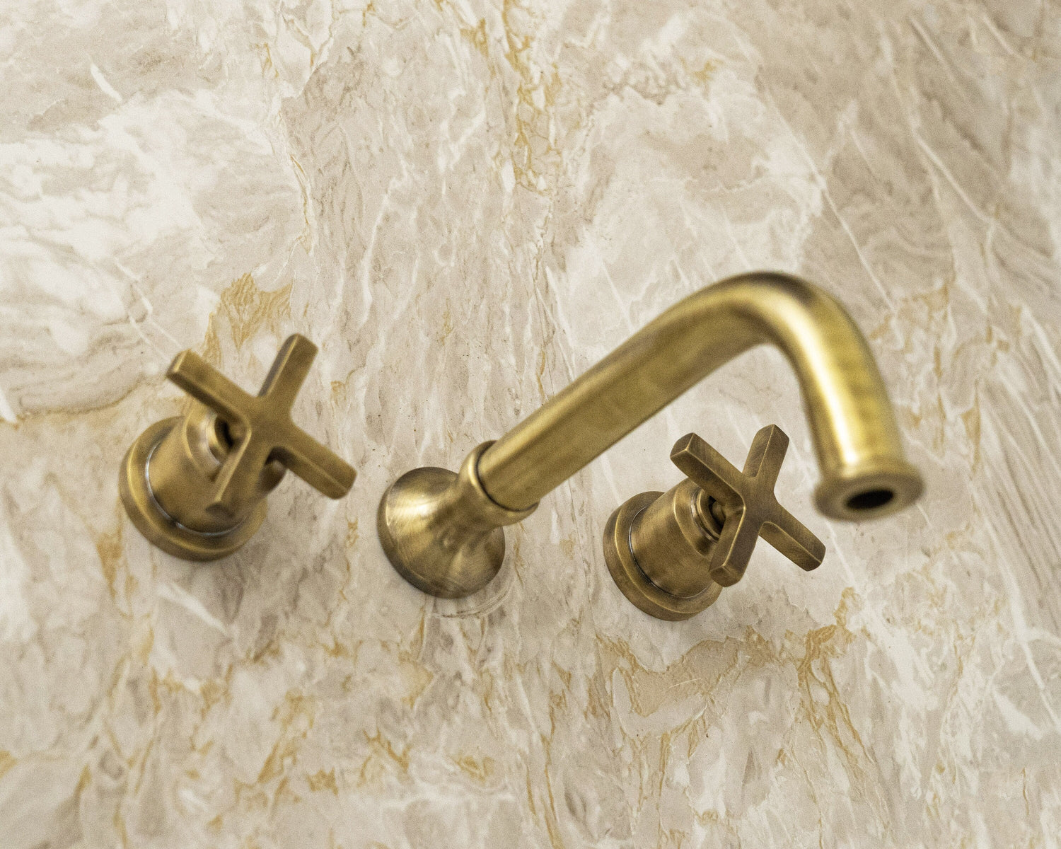 Antique Brass Wall Mounted Bathroom Faucet