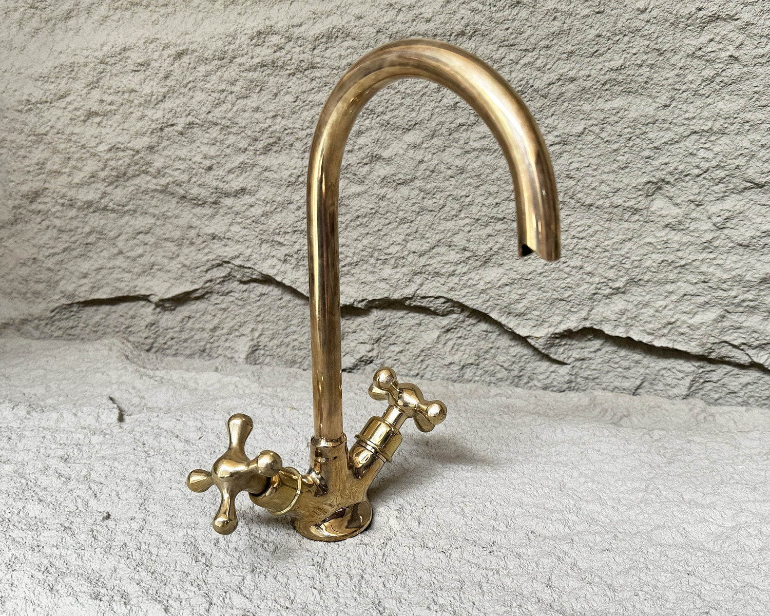 Unlacquered Brass Faucet – Gooseneck Bathroom Tap