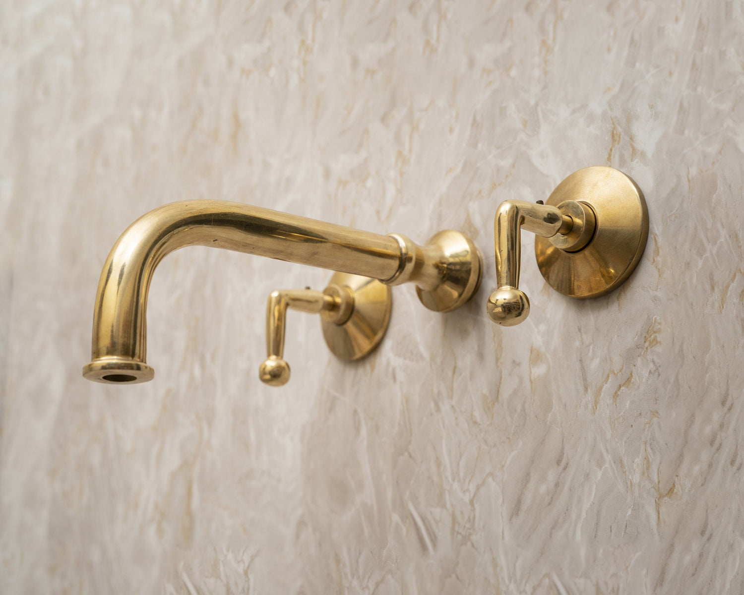 Unlacquered Brass Bathroom Vanity Faucet ,Lever Handle Sink Faucet