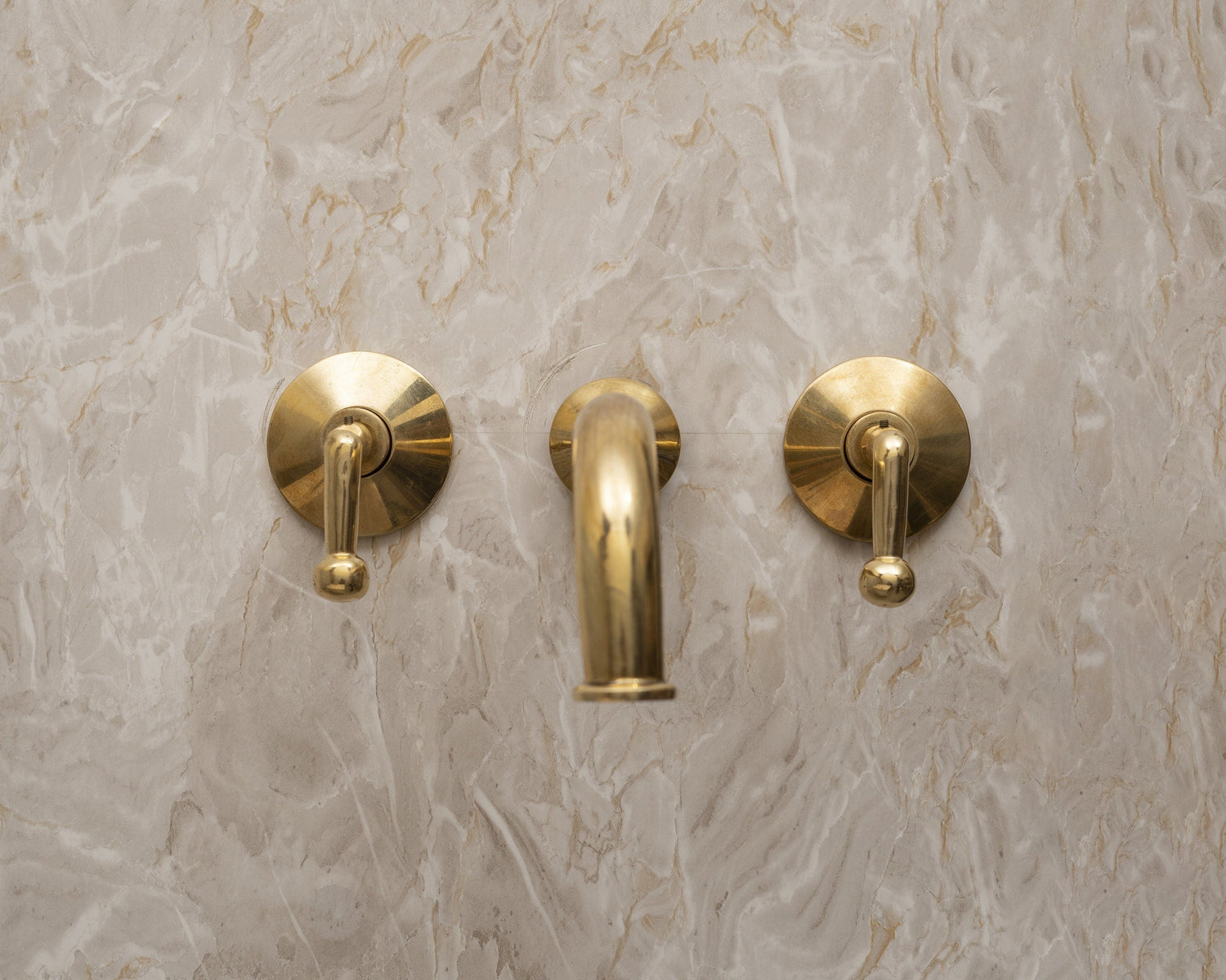 Unlacquered Brass Bathroom Vanity Faucet ,Lever Handle Sink Faucet