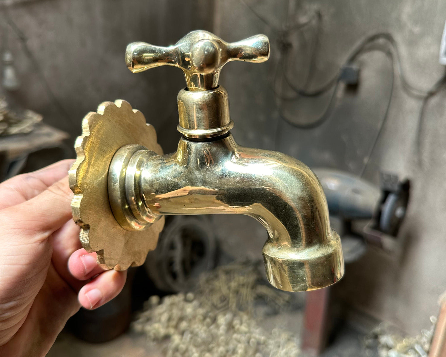 Solid Brass Garden Faucet – Outdoor Cold Water Tap