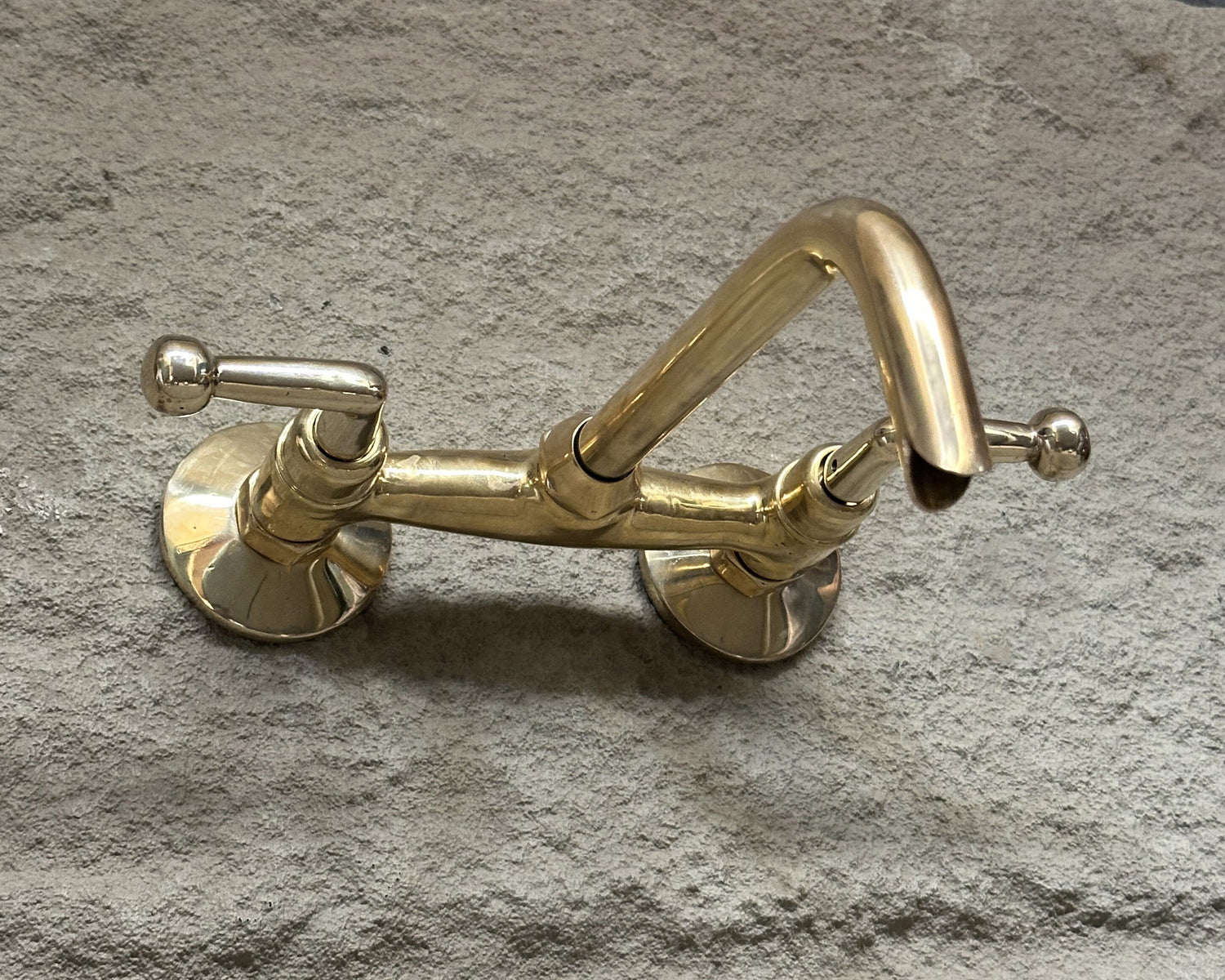 Unlacquered Brass Tub Filler Faucet , Solid Brass Wall Mount Bathroom Faucet With Lever Handles