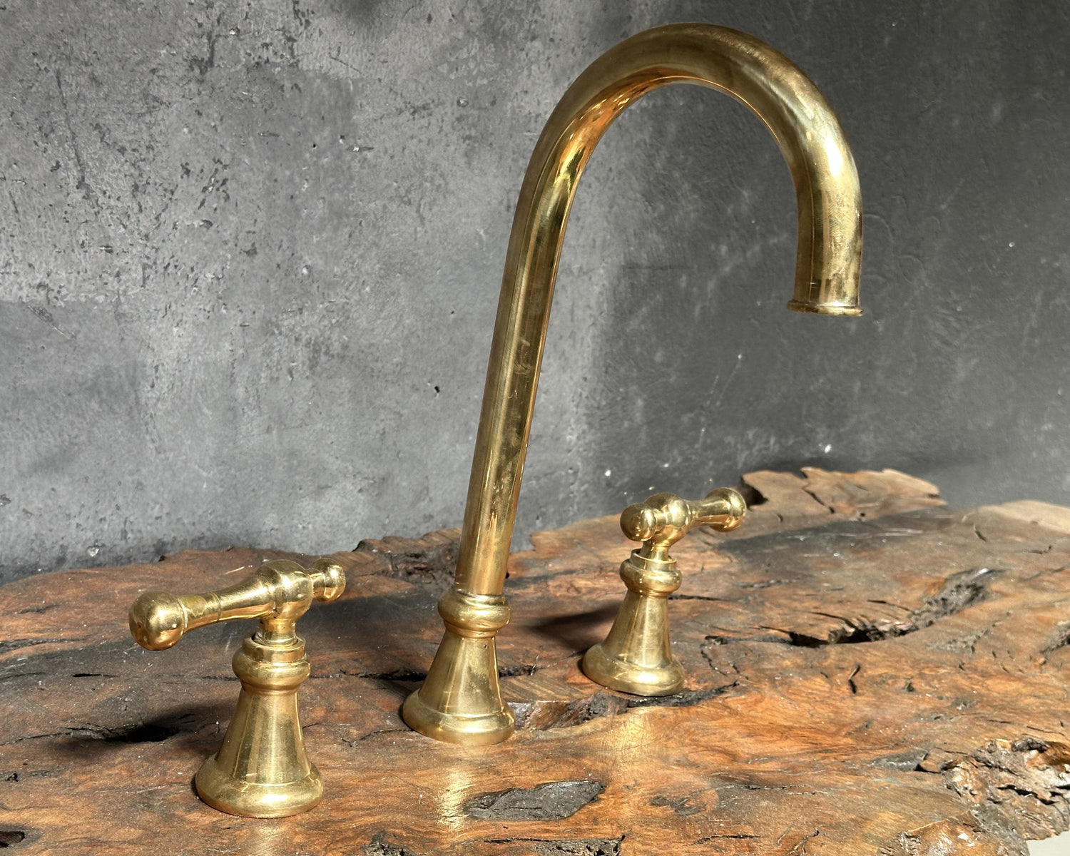 Victorian Unlacquered Brass Bathroom Faucet – 3-Hole Design