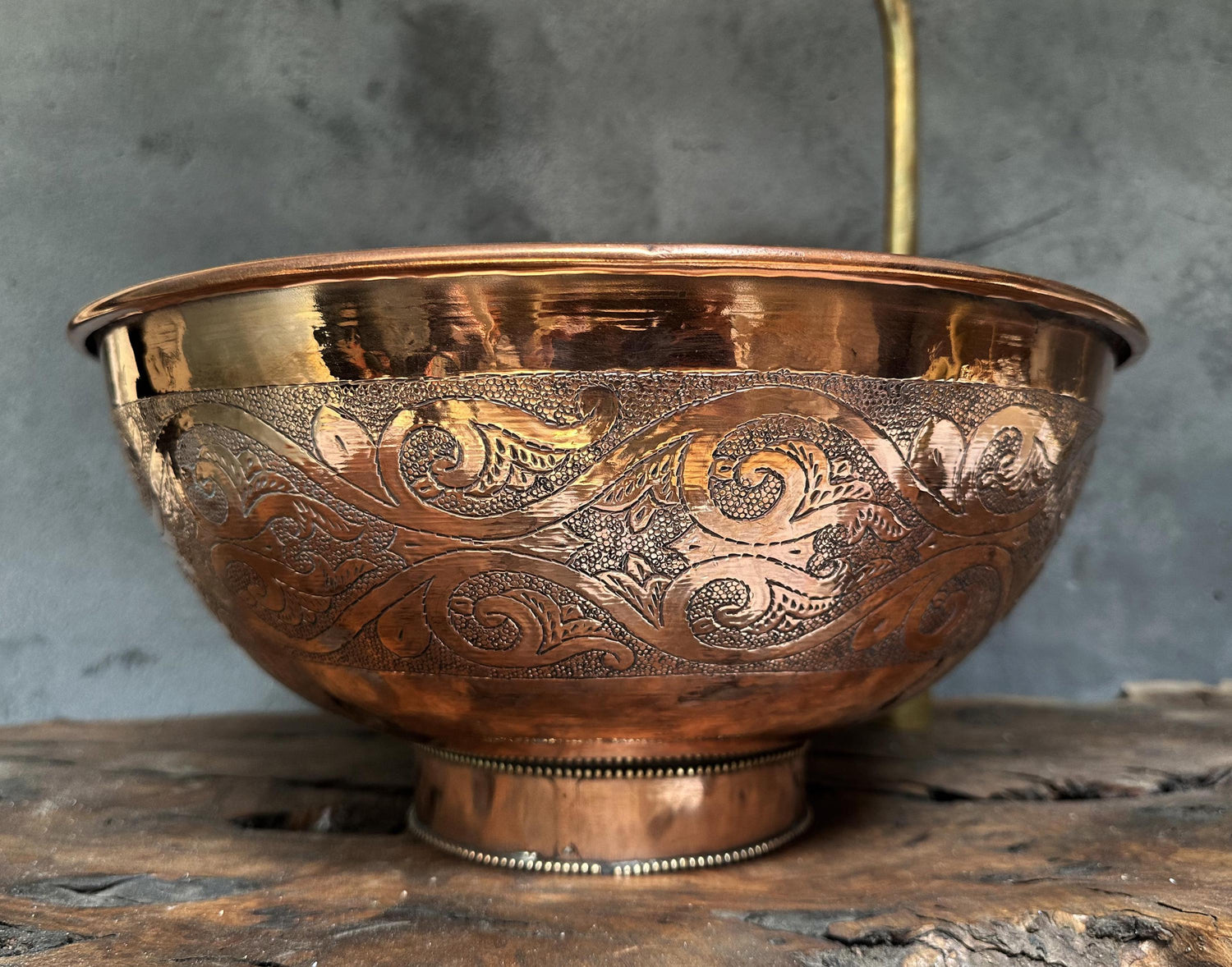 Hammered Copper Basin – Engraved Round Vessel Sink