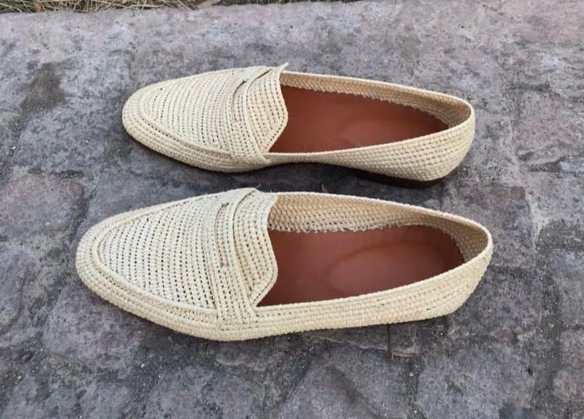 Minimal Beige Raffia Loafers – Handwoven Natural Slip-On