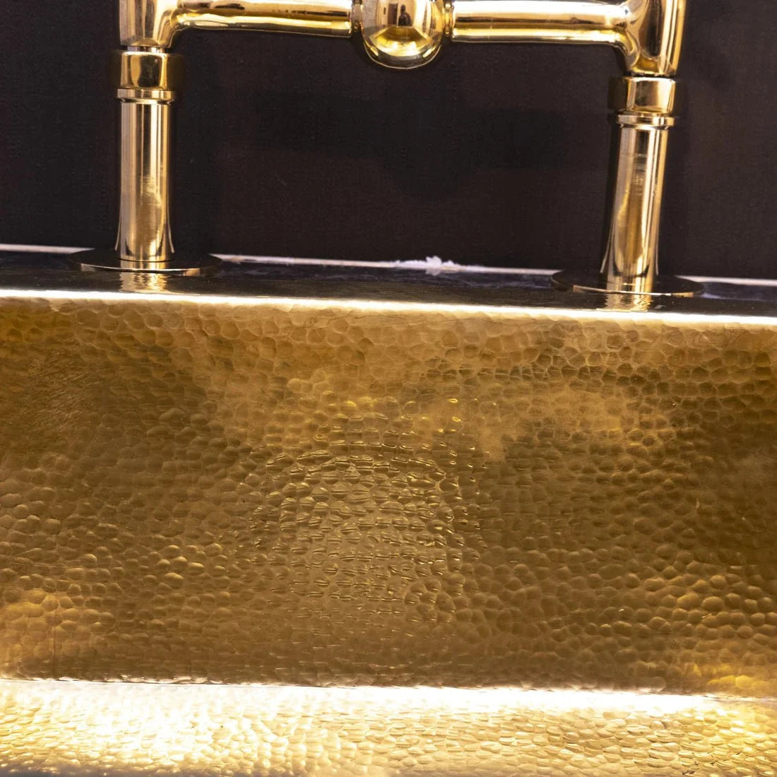 Island Solid Brass Undermount Kitchen Sink for Elegant Homes