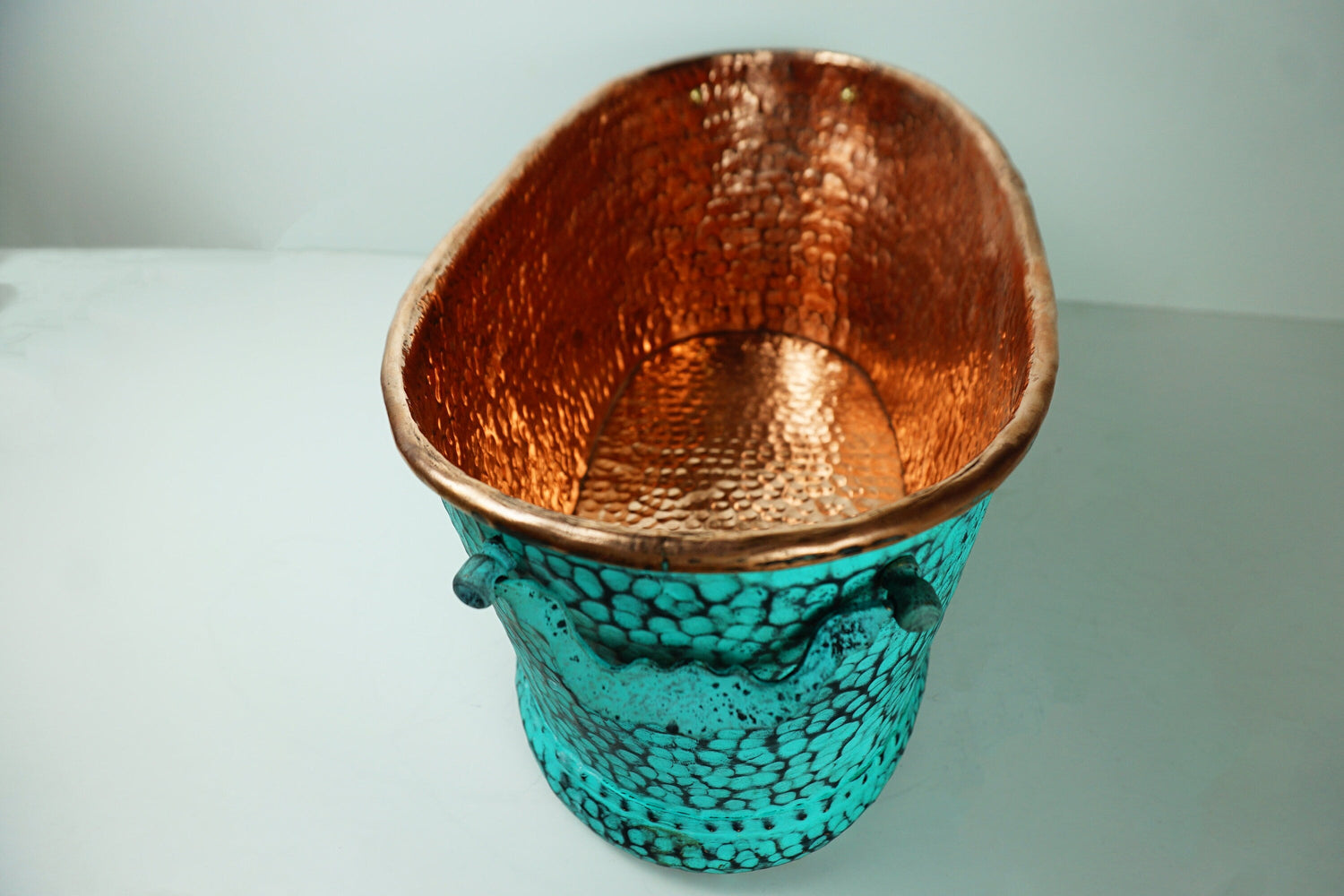 Hammered Copper Beverage Tub – Oval Ice Bucket with Verdigris Patina & Handles
