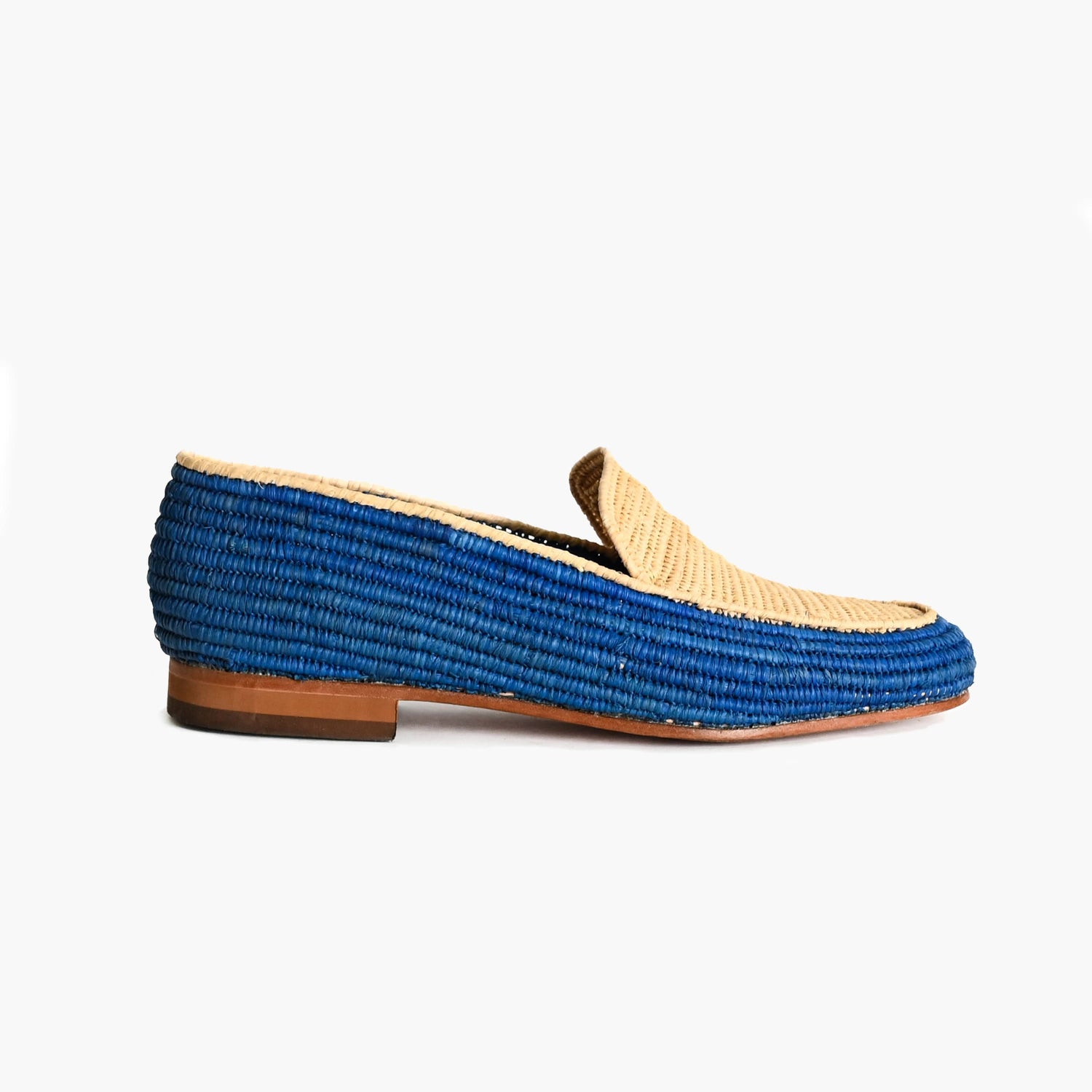 Handwoven Raffia Loafers – Minimalist Moroccan Summer Shoes