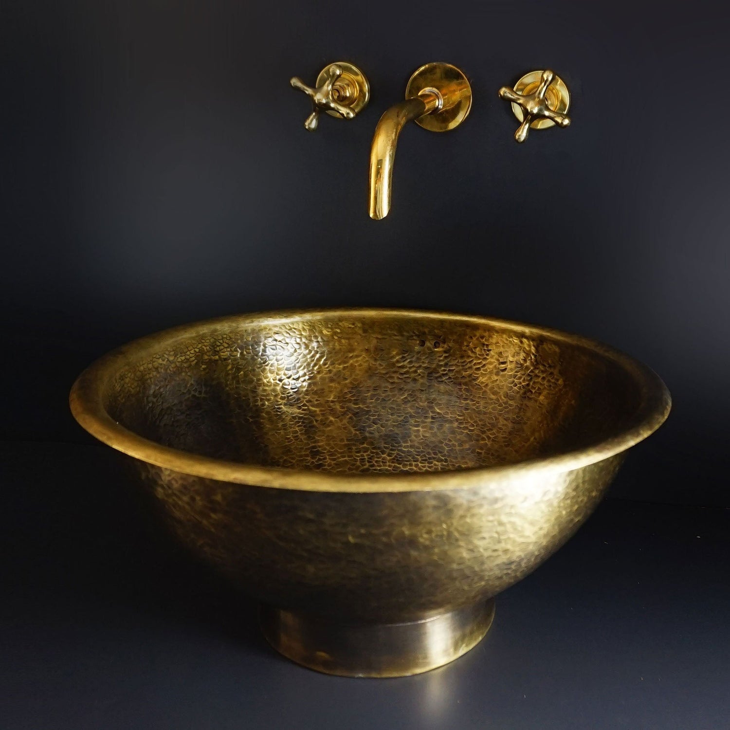 Rustic Brass Vessel sink for Bathroom, Hammered Antique Brass Wash Basin