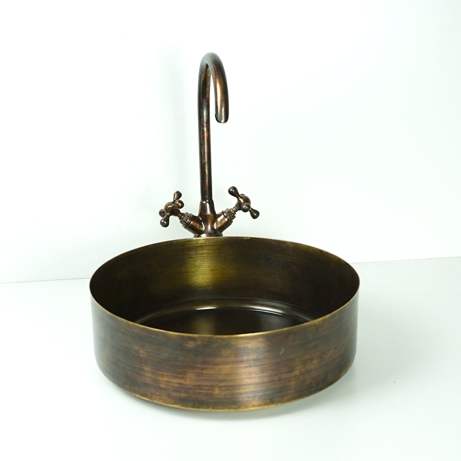 Rustic Brass round Vessel sink with Oil rubbed bronze Faucet