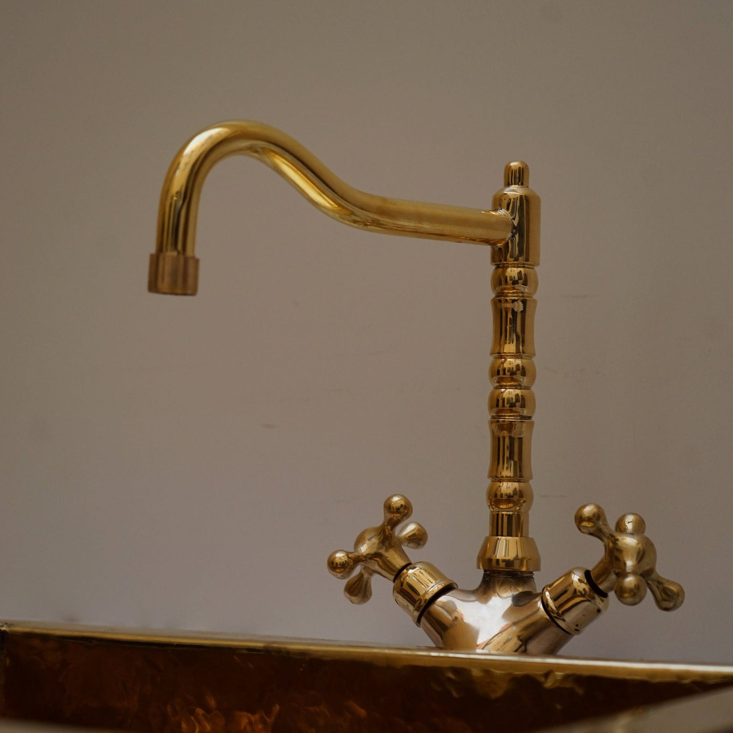 Solid Brass Kitchen Deck Mount Faucet, Single Hole Brass Bathroom Faucet