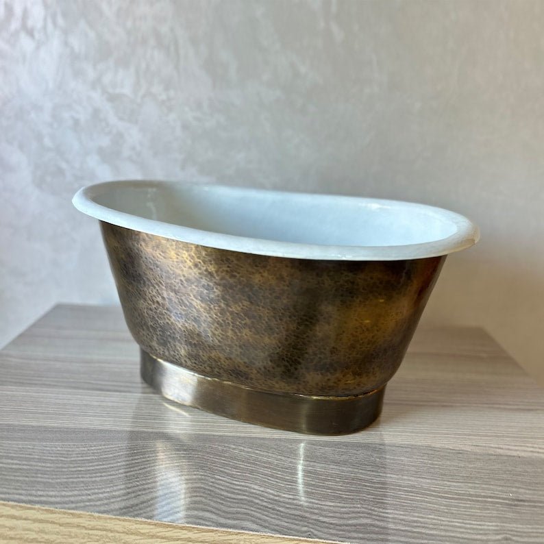 Freestanding Brass Vessel Sink – Hammered Tub Style Bathroom Basin