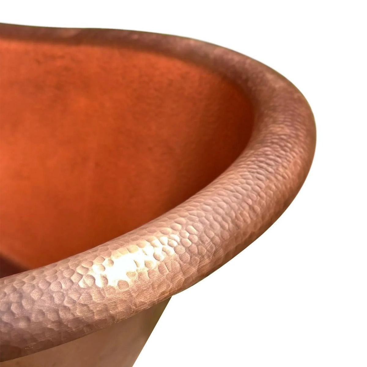Handcrafted Hammered Copper Bathtub for Luxury Soaking