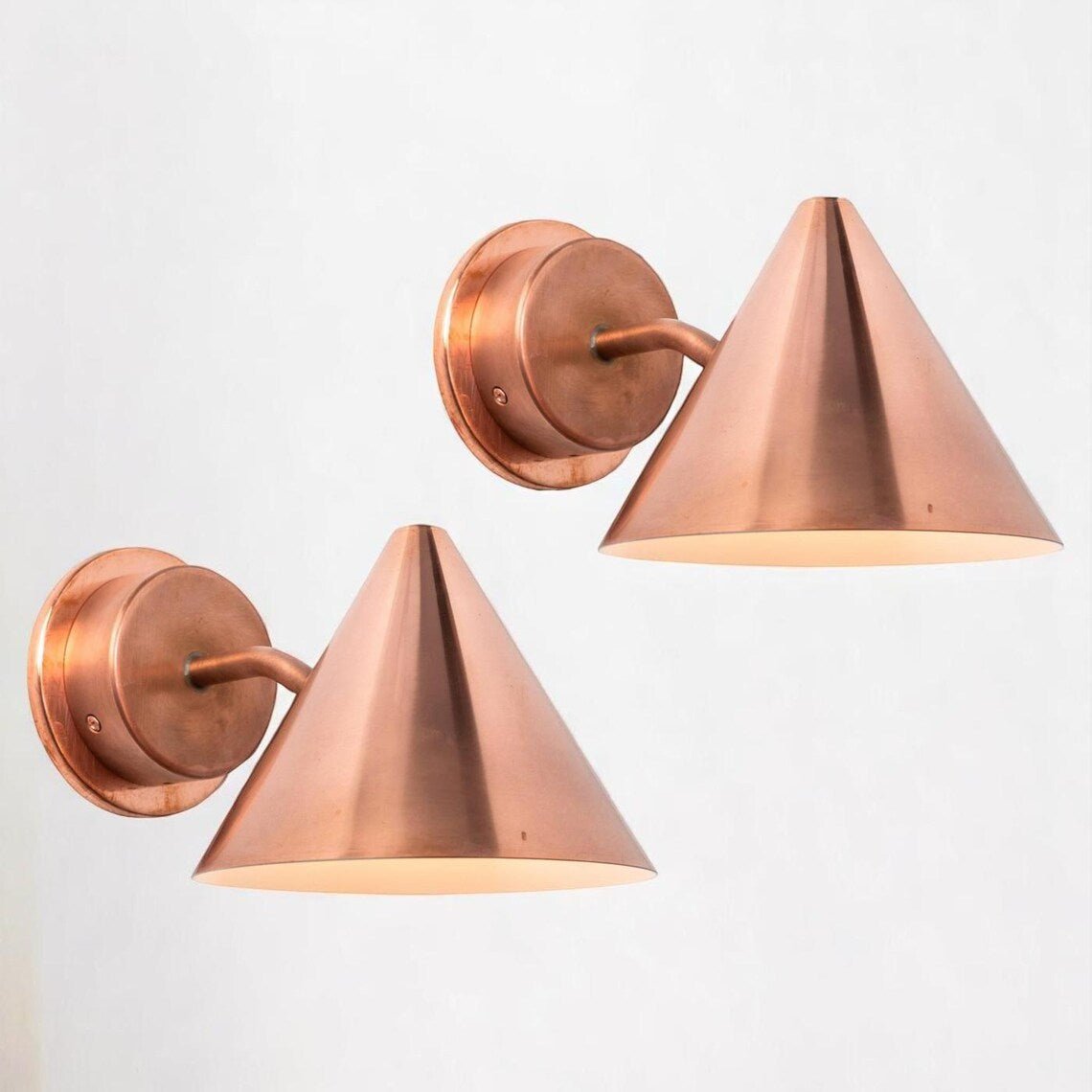 Handcrafted Polished Copper Outdoor Wall Sconce - Minimalist Conical Design