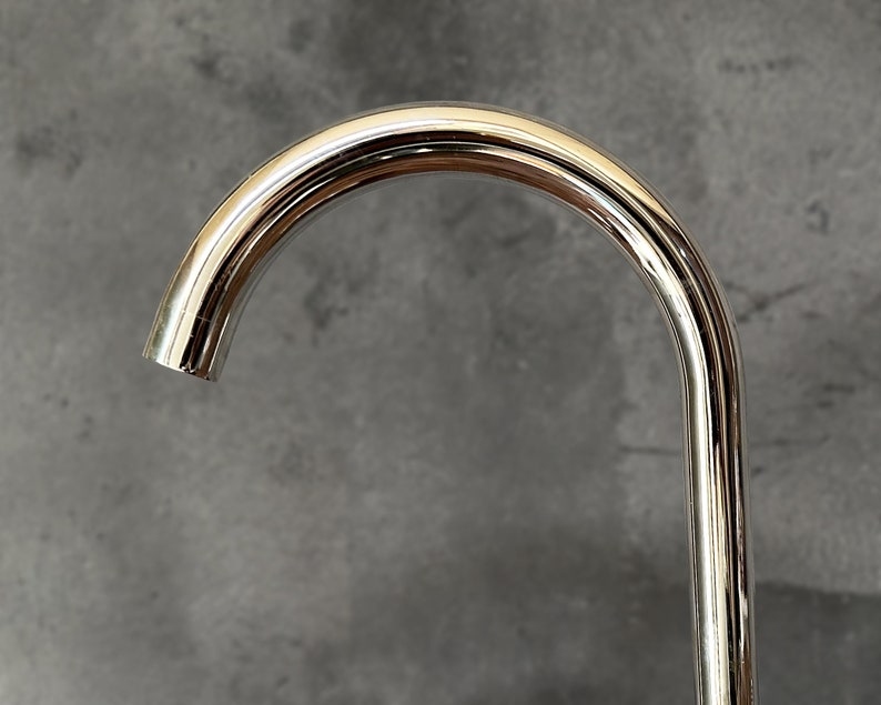 Chrome Bathroom Sink Faucet - Single Handle Mixer Faucet for Bathroom and Wet Bar
