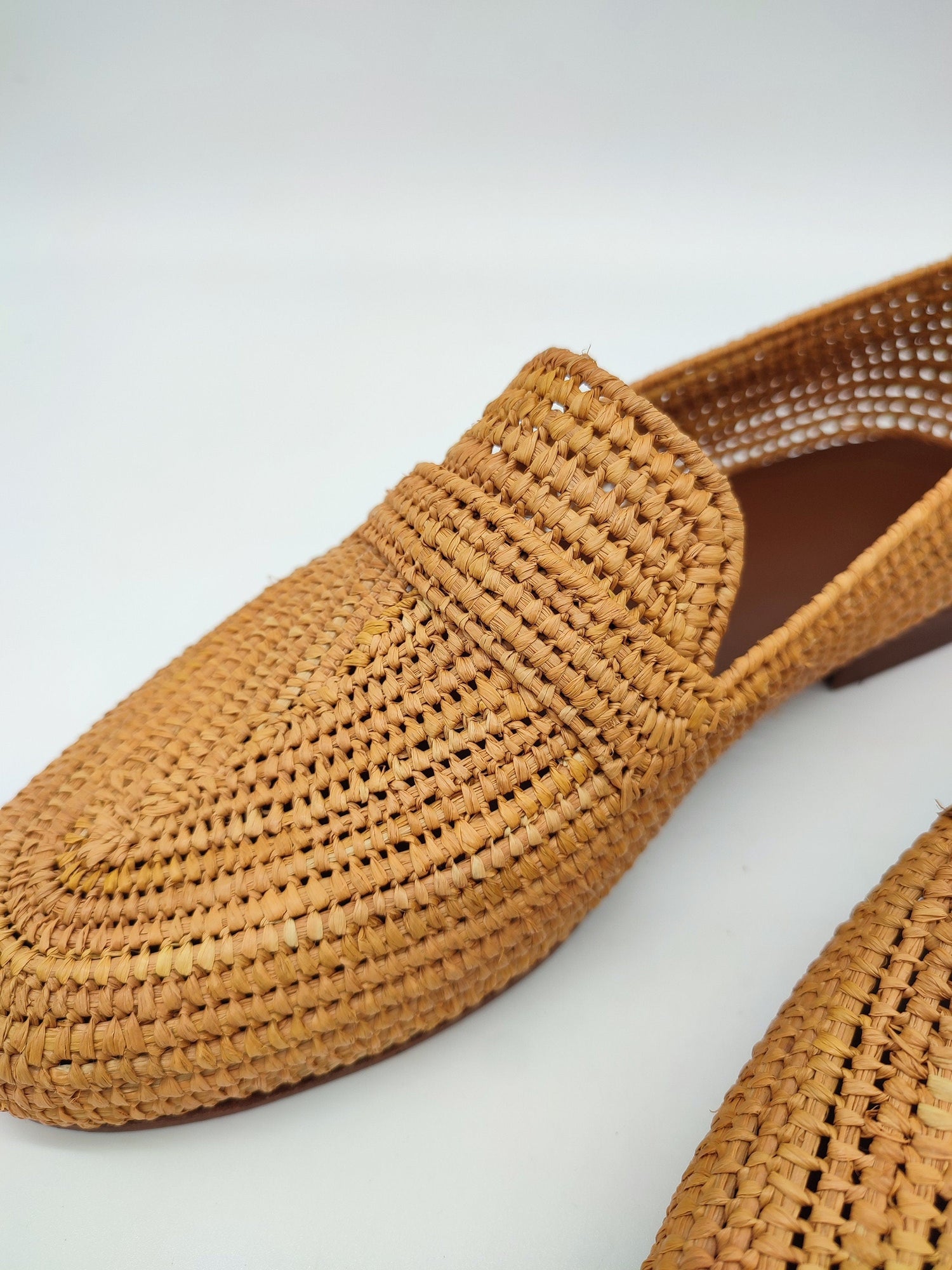 Classic Raffia Loafers – Copper & Natural Minimal Style
