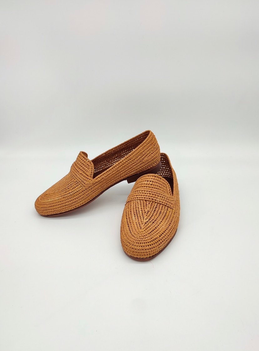 Classic Raffia Loafers – Copper & Natural Minimal Style