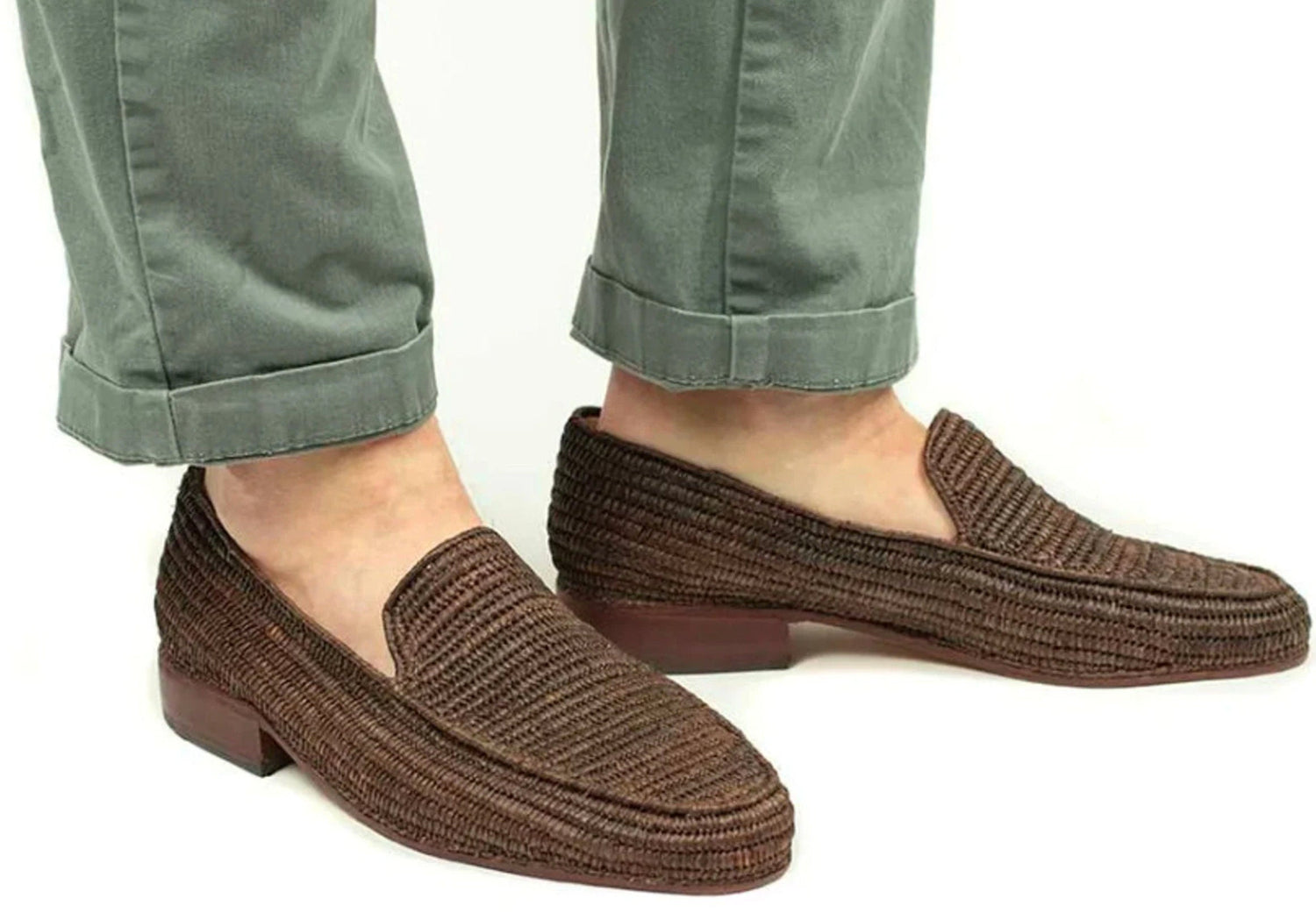 Handwoven Raffia Loafers – Minimalist Moroccan Slip-On Shoes