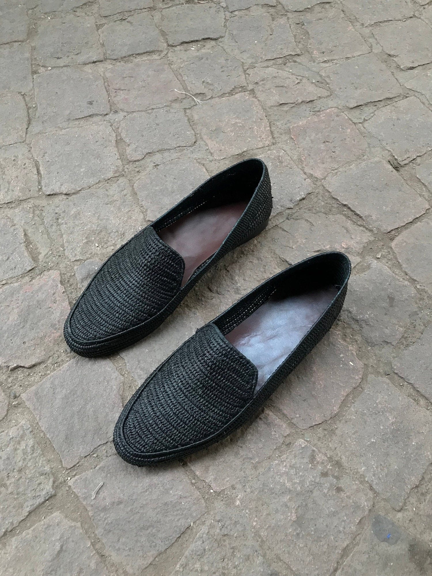Handwoven Raffia Loafers – Lightweight Slip-On Shoes