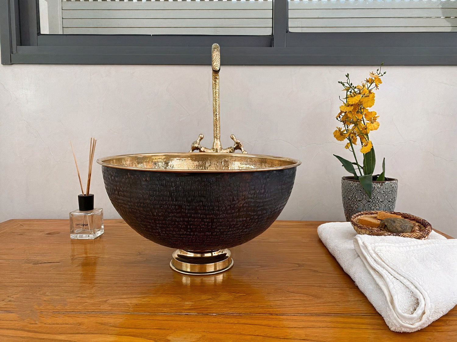 Hammered brass Vessel Sink Bathroom Unique style ,Vessel Sink Vanity