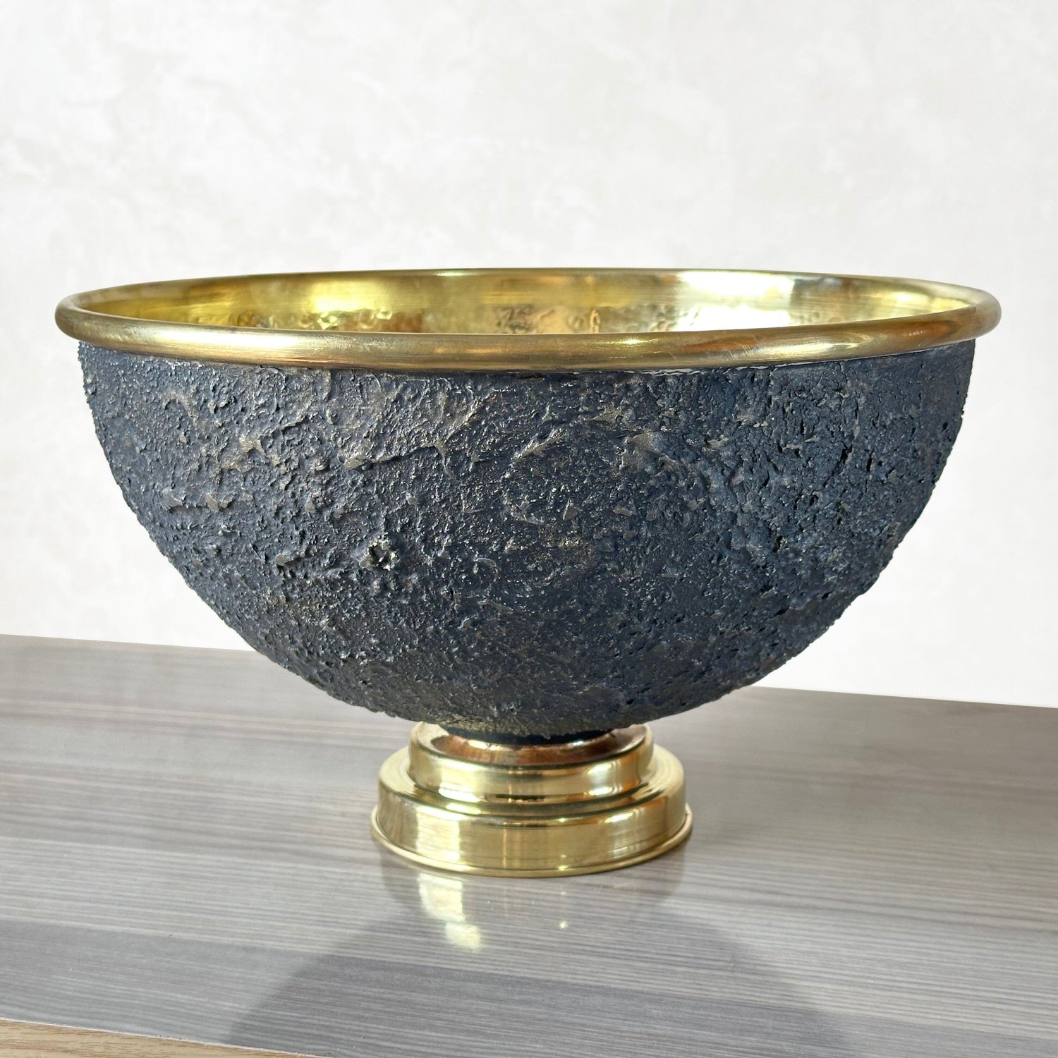 Solid Brass Vessel Sink Bathroom -Black Wash Basin with Polished Brass Interior