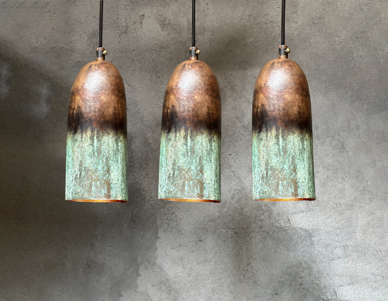 Set Of 3 Oxidized Copper Pendant Lights , Green Patina Farmhouse Light Fixture , Set Of Three Long Copper Pendant Lamps
