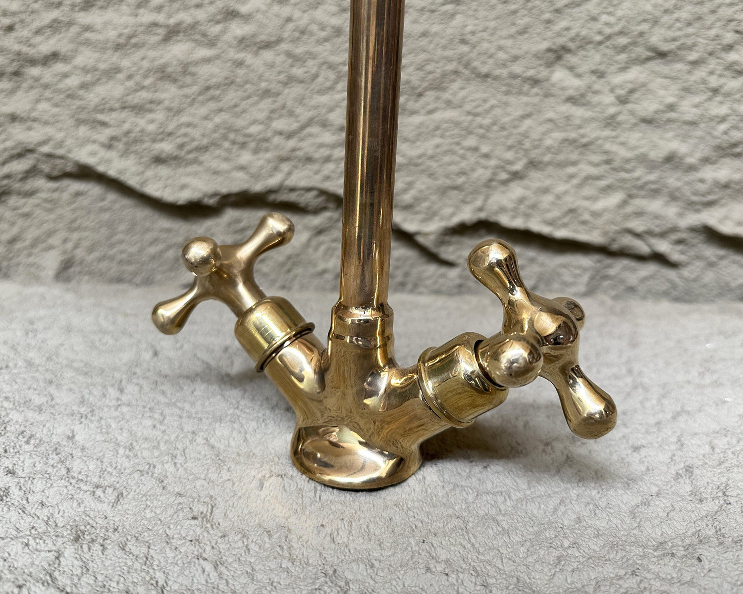 Unlacquered Brass Faucet – Gooseneck Bathroom Tap