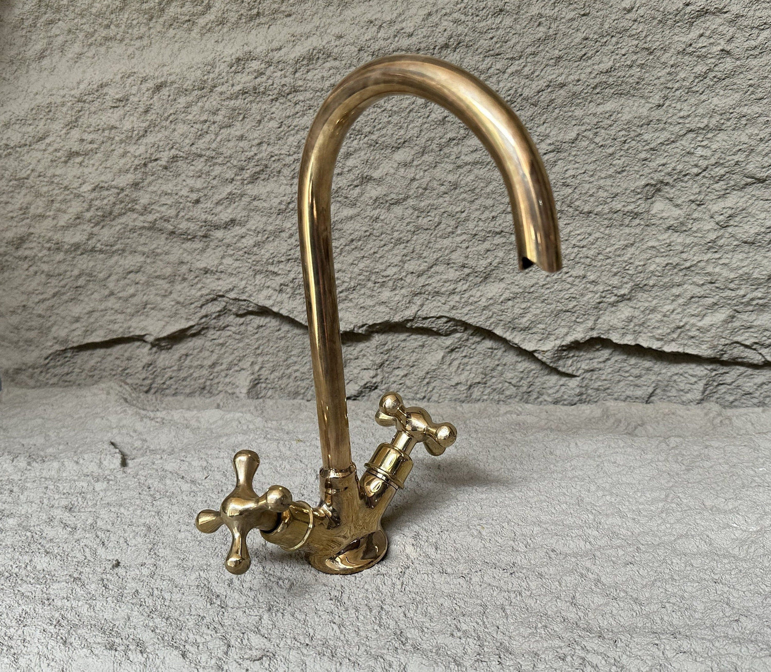 Unlacquered Brass Faucet – Gooseneck Bathroom Tap