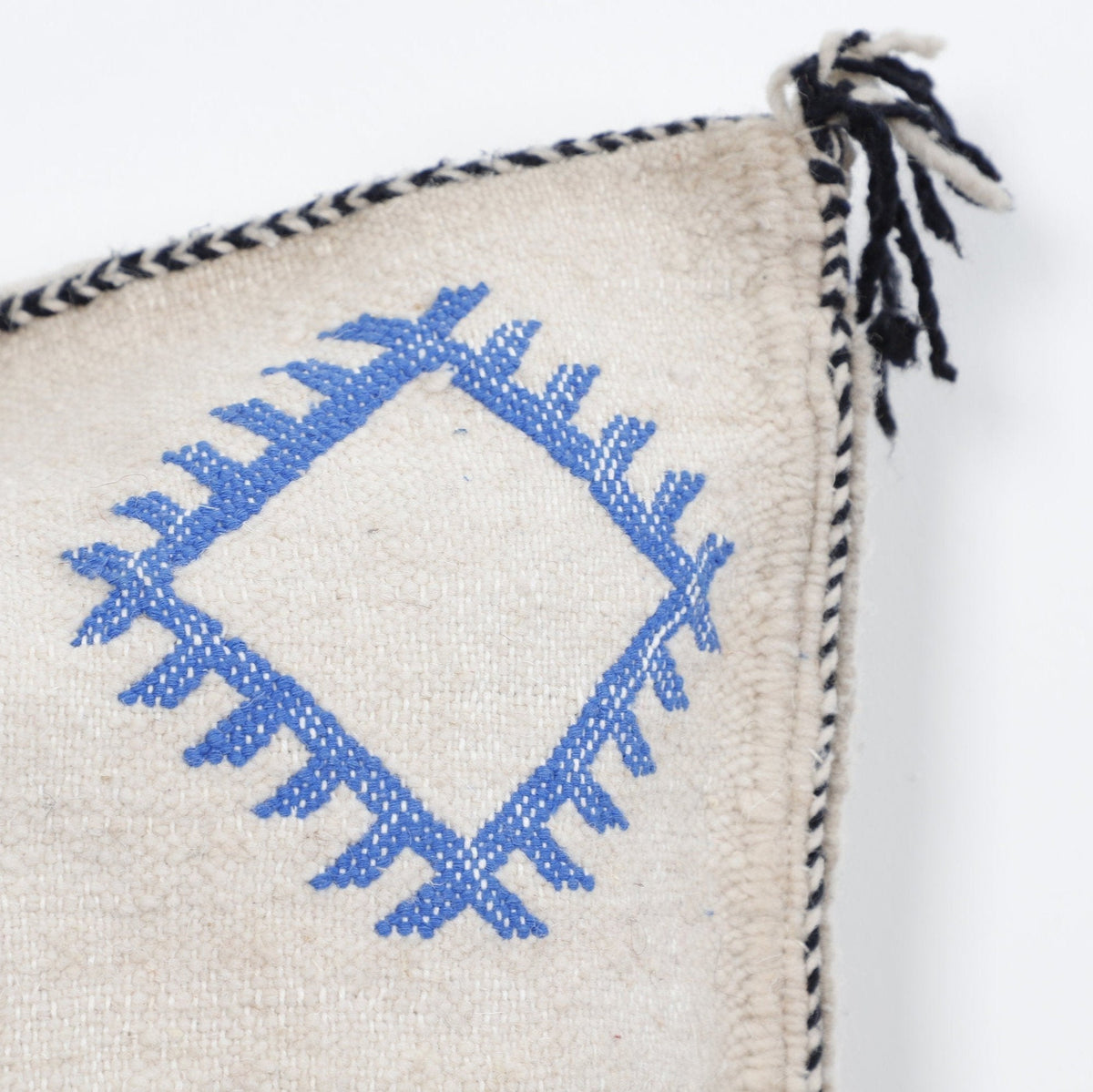 Berber Pillow Cover with Blue Geometric Motifs – Moroccan Handwoven Cushion with Tassels, 4 Sizes