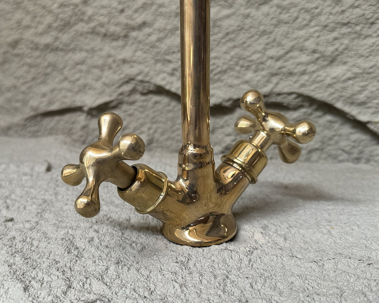 Unlacquered Brass Faucet – Gooseneck Bathroom Tap