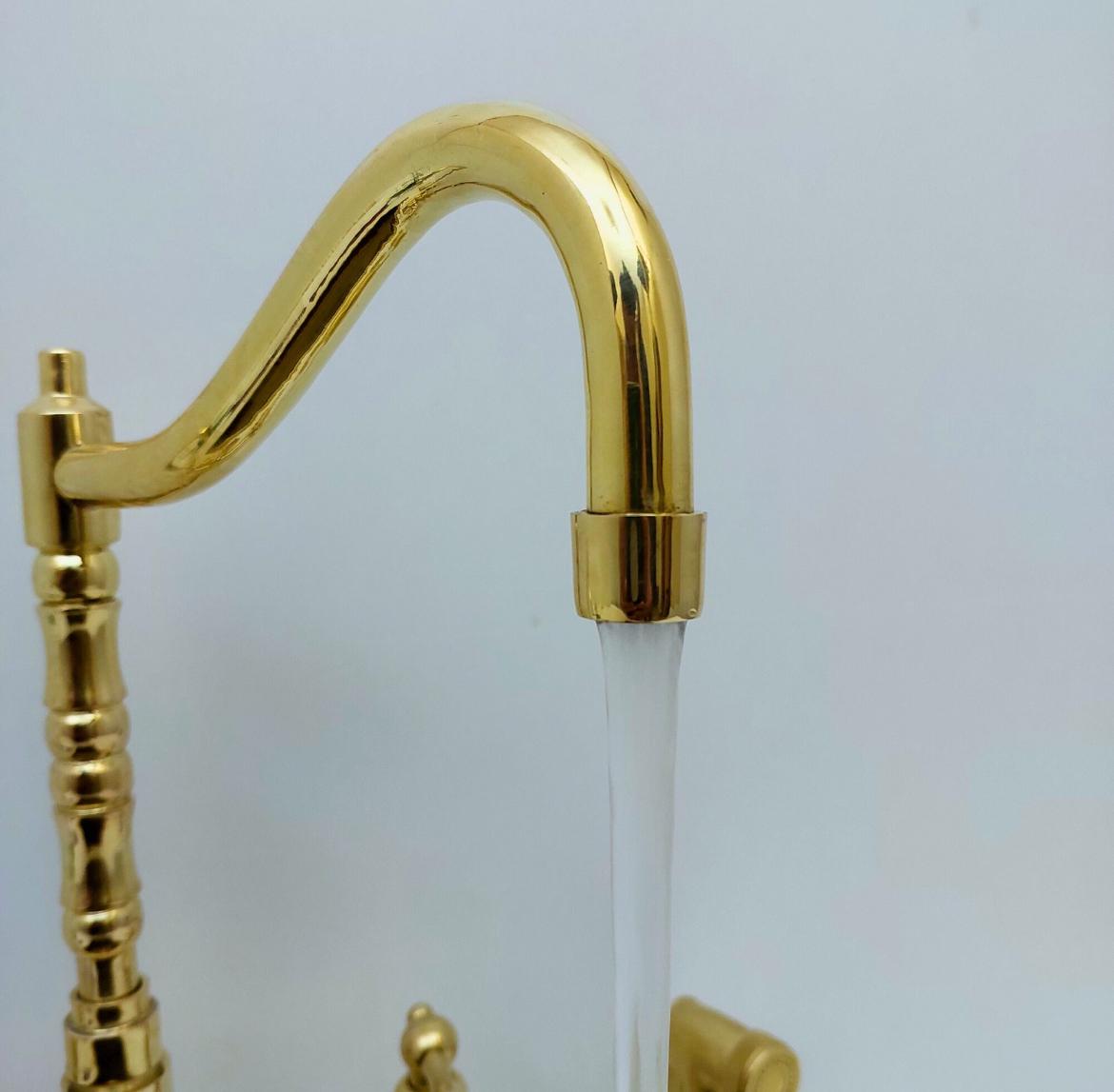 Luxury Brass Bridge Kitchen Faucet with Side Sprayer and Drinking Tap