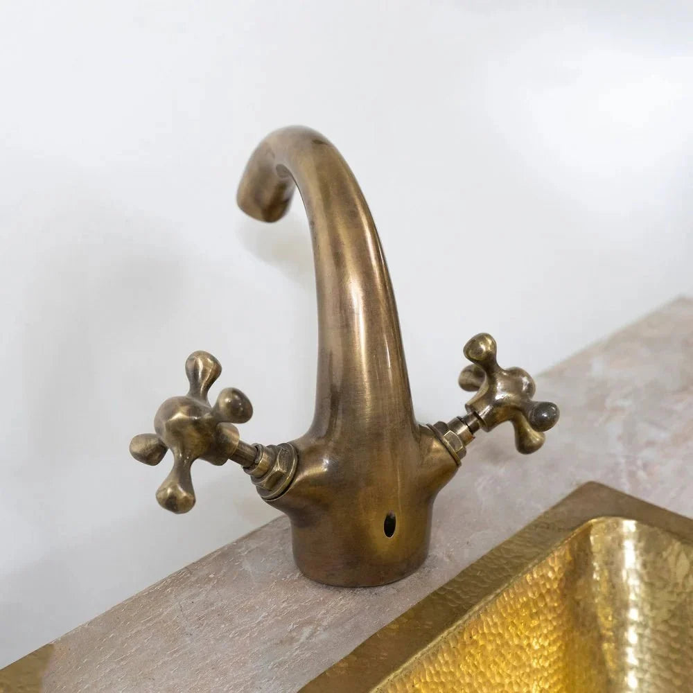 Oil Rubbing Vanity and Bathroom Faucet with Vintage Charm