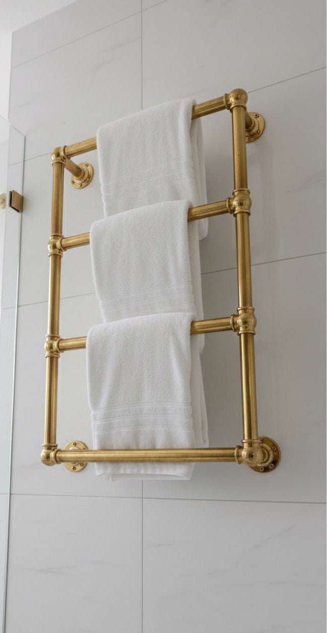 Vintage Brass Towel Rack Wall-Mounted Towel Holder for Bathrooms