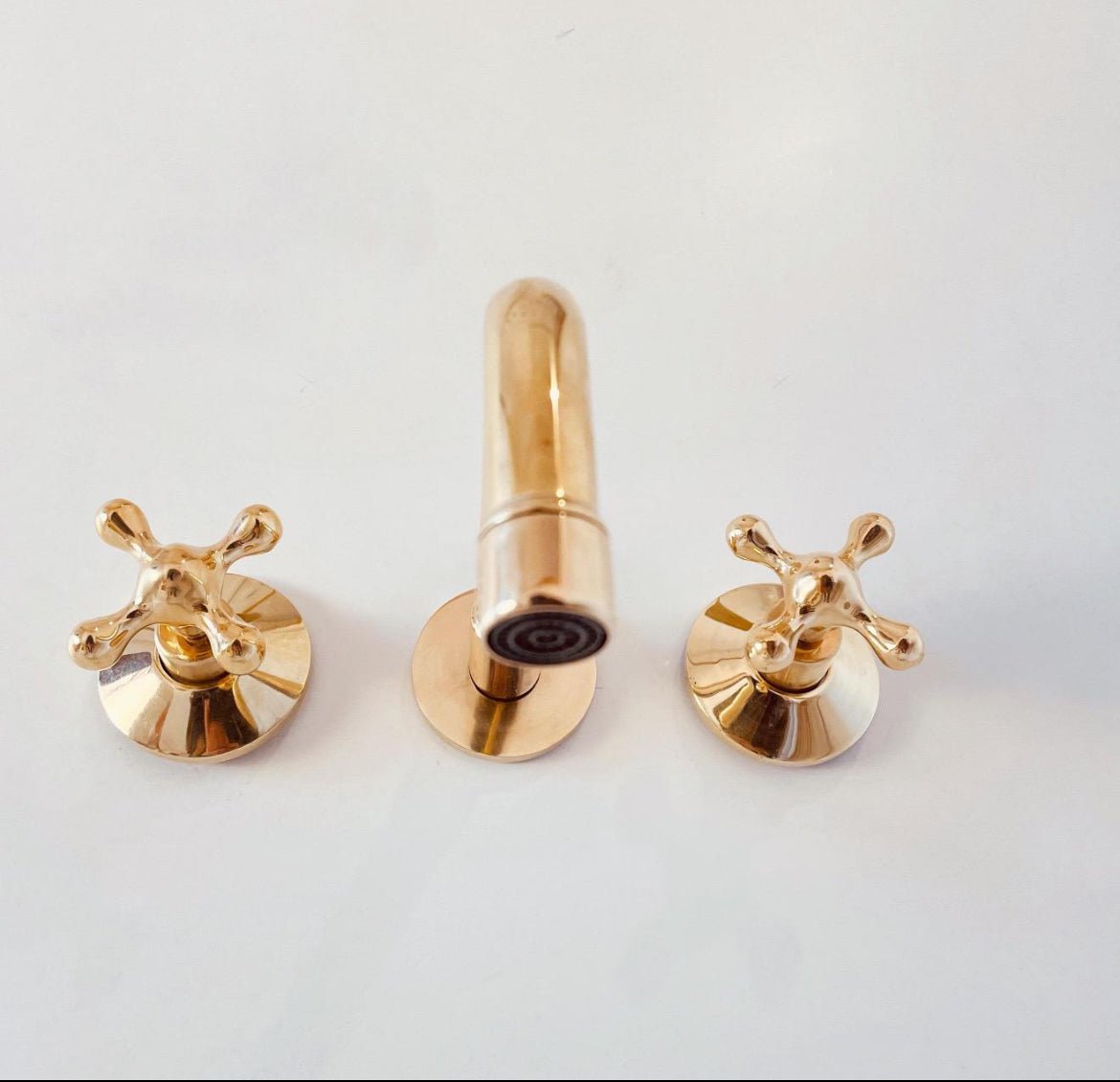 Solid Brass Wall-Mount Faucet – Luxury Bathroom Fixture