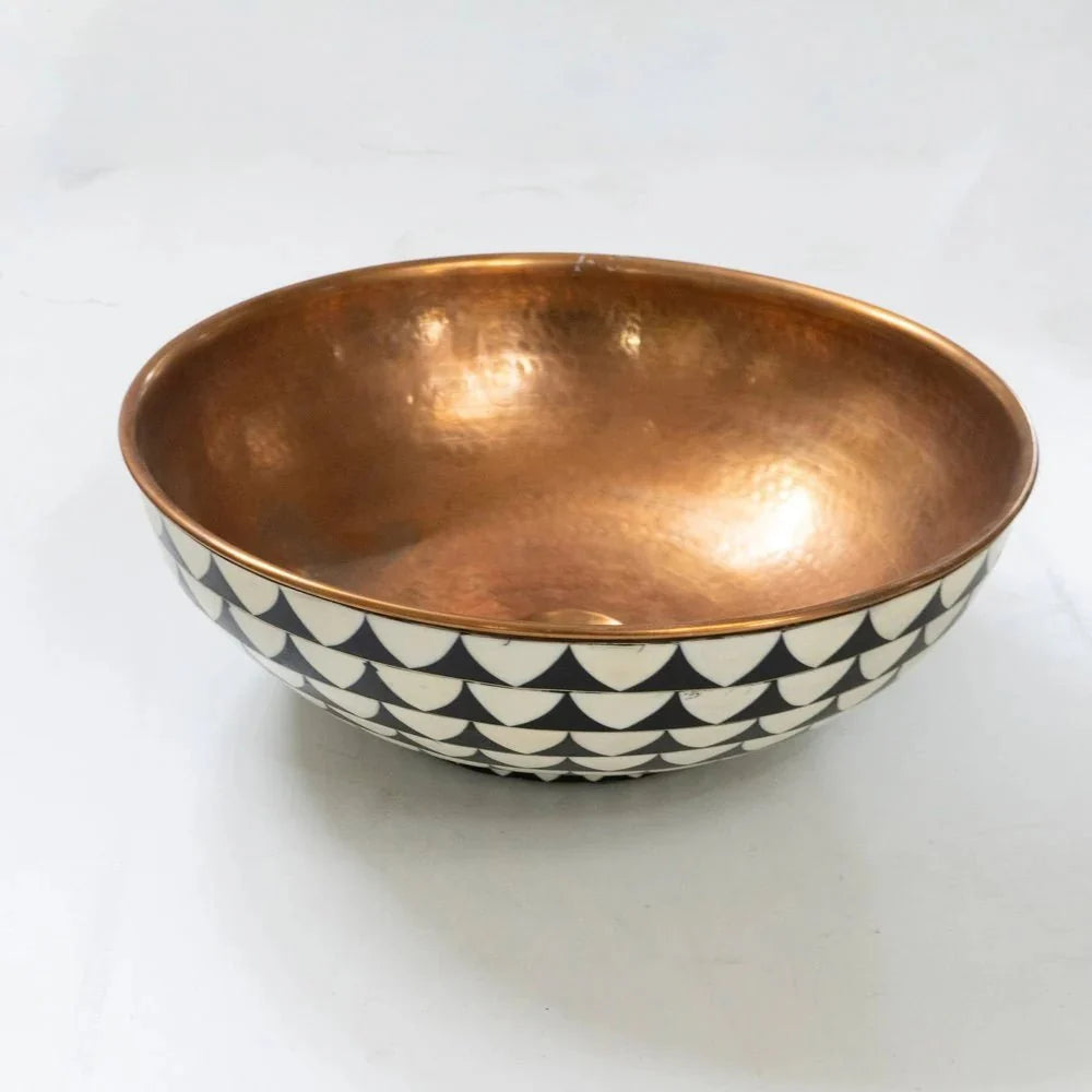 solide Copper Vessel Sink with Antique Finish for Elegant Bathrooms
