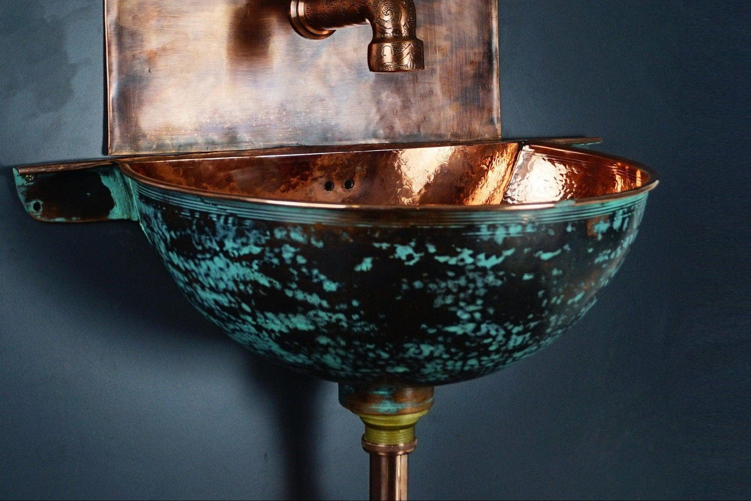 Green Patina Copper Wall Mounted Bathroom Sink