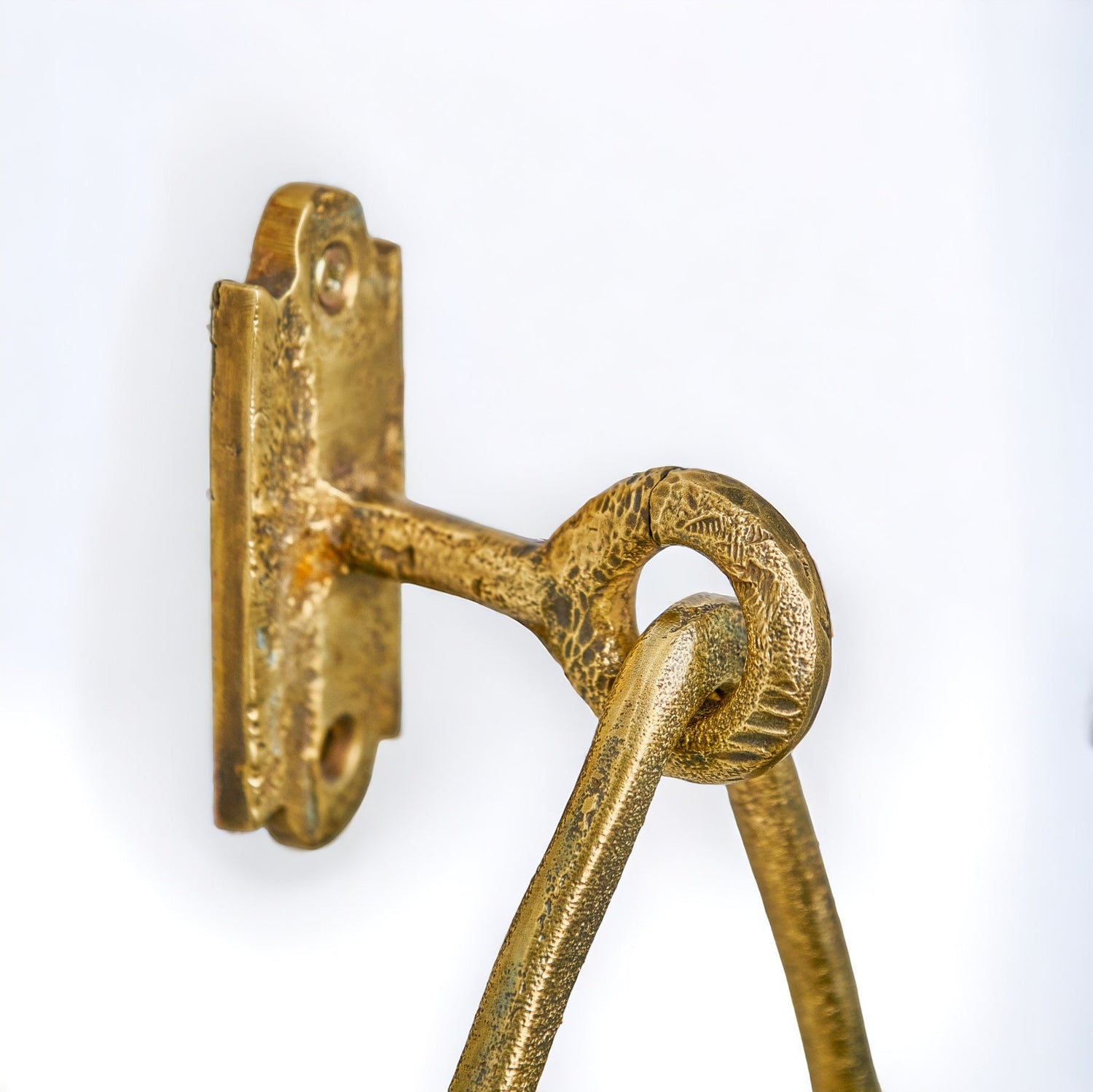 Handcrafted Brass Triangle Towel Ring – Wall Mounted Unlacquered Bathroom Holder
